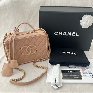 Chanel Beige Quilted Caviar Medium Filigree Vanity Case
